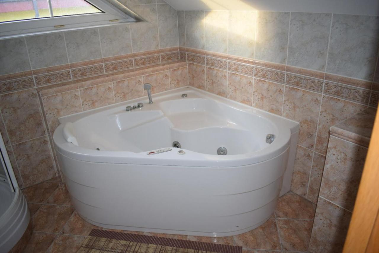 Comenius Apartments - Apartmány na rohu Felsővízköz Kültér fotó