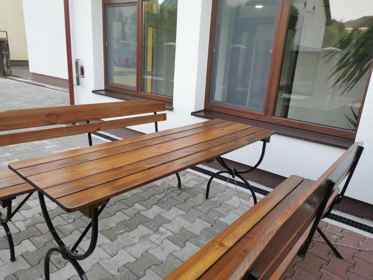 Comenius Apartments - Apartmány na rohu Felsővízköz Kültér fotó