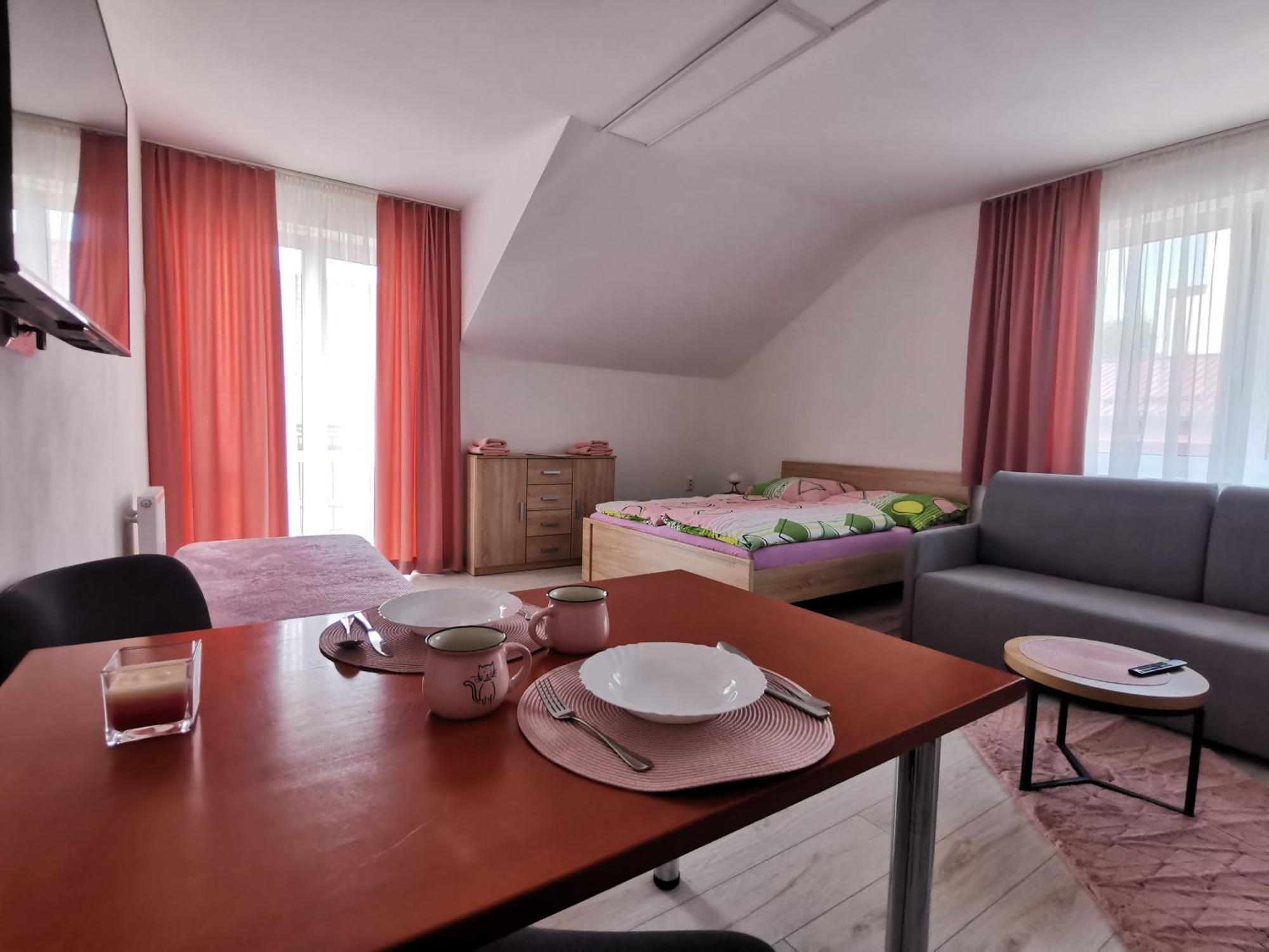 Comenius Apartments - Apartmány na rohu Felsővízköz Kültér fotó